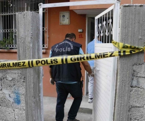 76 yaşındaki adam 74 yaşındaki karısını öldürdü