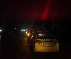 Gemlik’te kazaya müdahale eden polislere araç çarptı: 2 yaralı