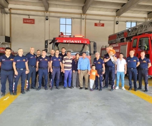 Sondaj kuyusundan 5 saatte çıkartılan minik Yamaç, kahramanlarıyla buluştu