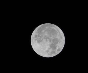 Konya’da ‘Süper Mavi Ay’ görsel şölen oluşturdu
