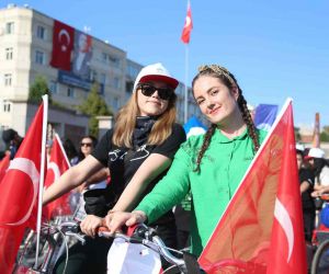 Büyükşehir Spor A.Ş. Zafer Bayramı’na özel bisiklet turu düzenledi