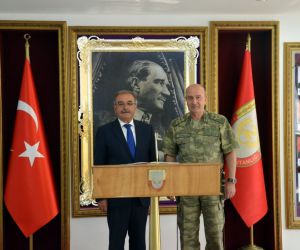 Gelibolu Belediye Başkanı Özacar’dan Korgeneral Aksakallı’ya ziyaret