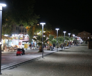 Akçay Kordon ışıl ışıl oldu