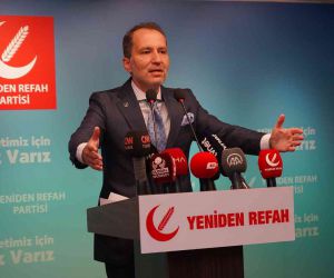 Yeniden Refah Partisi Genel Başkanı Erbakan: “(Tunç Soyer) Şanlı ecdadımıza dil uzatanların özür dilemelerini bekliyoruz”