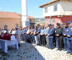 Gaziler Günü’nde vefat eden Kıbrıs gazisi Ömer Çakır, toprağa verildi