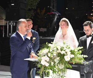 Başkan Aktaş, oğlunun nikahını kıydı
