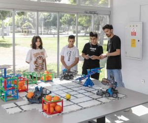 Kadın ve Çocuk Bilim, Teknoloji Atölyesi Mezitli’de açıldı
