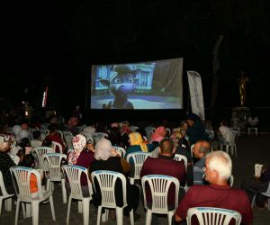 Yenişehir’de açık hava sinema günleri başladı