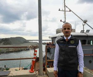 Ulaştırma ve Altyapı Bakan Uraloğlu: “İyidere Lojistik Limanı tüm bölgenin kalkınma hızına hız katacak bir lokomotif olacak”