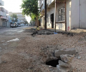 Batman’da vatandaş belediyenin açık bıraktığı çukurlardan tedirgin