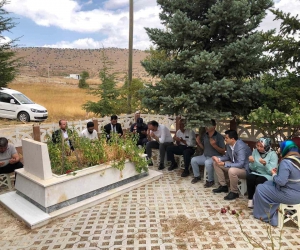 Şehit Ahmet Belen şehadetini 18. yılında kabri başında anıldı