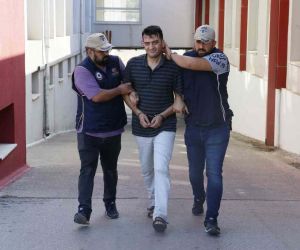 FETÖ’den kesinleşmiş hapis cezası olan eski polis hücre evinde yakalandı