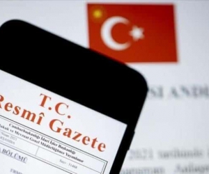 Liselerde sınıf tekrarı, devamsızlık ve açık öğretime geçişlere ilişkin düzenleme Resmi Gazete’de