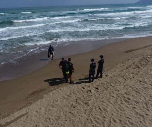 Sinop’ta denizde kaybolan 16 yaşındaki genci arama çalışmaları devam ediyor