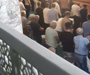 Pendik’te ’cuma namazında tokat attın’ kavgası