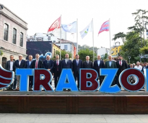 Cumhurbaşkanı Yardımcısı Cevdet Yılmaz Trabzon’da