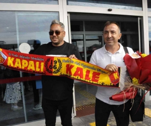 Kayserispor’un yeni Teknik Direktörü Recep Uçar, Kayseri’ye geldi