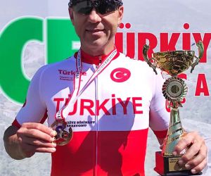Antalyasporlu Turgay Germen Türkiye şampiyonu oldu