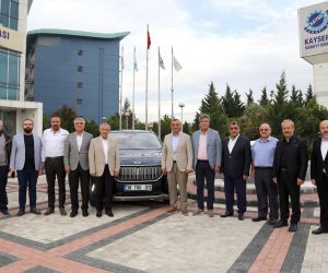 Türkiye’nin ilk yerli otomobili Togg, KAYSO’ya teslim edildi