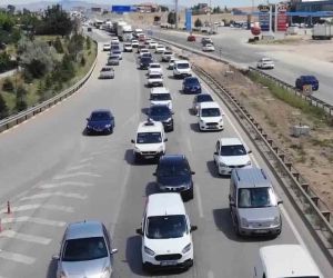 43 ilin geçiş güzergahı Kırıkkale’nin bir haftalık trafik bilançosu: Binlerce araç sürücüne ceza yağdı