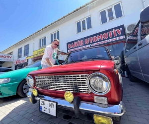 49 yaşındaki ihtiyar delikanlı cabrio Hacı murat trafikte ilgi odağı