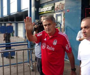 Beşiktaş kafilesi Trabzon’a geldi