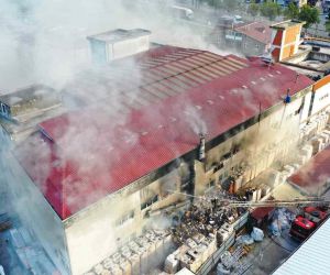 Samsun’da fabrika yangını kontrol altına alındı