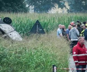 İtalya’da hava akrobasi uçağı düştü: 1 ölü