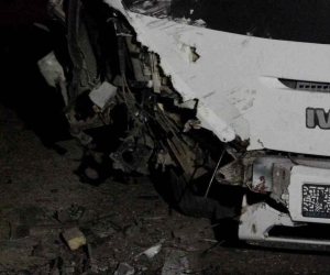 İşçi servisi ile otomobil çarpıştı: 13 Yaralı