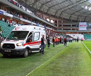 Giresunspor Teknik Direktörü Mustafa Kaplan, Manisa FK karşılaşması esnasında fenalaştı