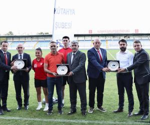 Kütahya’da Türkiye Futbol Faal Hakemler ve Gözlemciler Derneği sezonu açtı