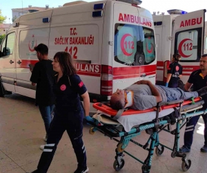 Bursa’da motosiklet yayaya çarptı: 2 yaralı