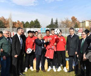 Büyükşehir, Amatör Spor Kulüplerine 1,5 milyon TL’lik malzeme desteği verecek