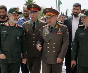 Rusya Savunma Bakanı Şoygu: “Rusya-İran ilişkileri yeni bir seviyeye ulaştı”