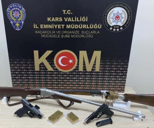 Kars’ta silah ve mühimmat ele geçirildi