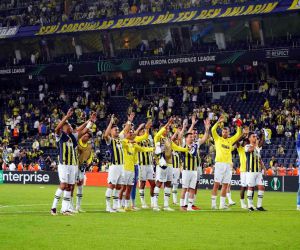 Fenerbahçe galibiyet serisini 11 maça çıkardı