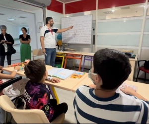 Hastanede ders: Hem tedavi hem eğitim