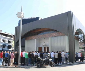 Sa’di Bey Mescidi kılınan ilk cuma namazı ile ibadete açıldı