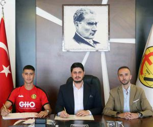 Eskişehirspor’a Galatasaray’dan orta saha transferi