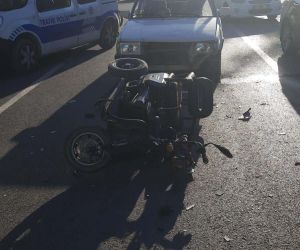 Burdur’da otomobille çarpışan motosiklet sürücüsü ağır yaralandı