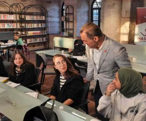 Beyoğlu bir millet kütüphanesi ve gençlik merkezine daha kavuştu