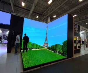 Açık hava reklamları LED ekranlara talebi artırdı