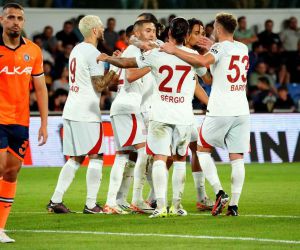 Trendyol Süper Lig: RAMS Başakşehir: 0 - Galatasaray: 1 (İlk yarı)