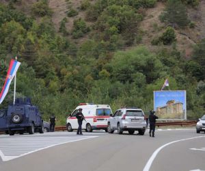 Kosova’da polis ile Sırp grup arasındaki çatışma devam ediyor