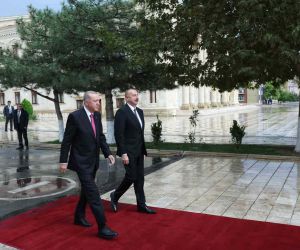 Cumhurbaşkanı Erdoğan, Nahçıvan’da resmi tören ile karşılandı
