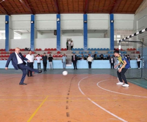 Keçiören Belediye Başkanı Altınok, mezun olduğu okulları ziyaret etti