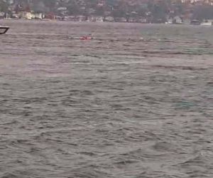 Beşiktaş’ta tekne alabora oldu, 4 kişi kurtarıldı