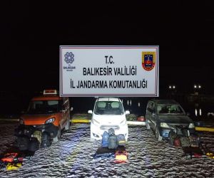 Jandarma’nın operasyonlarında 88 düzensiz göçmen ve 9 organizatör yakalandı