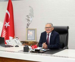 Büyükkılıç, Türkiye’nin ilk 500 büyük sanayi kuruluşu arasında yer alan 17 Kayseri firmasını tebrik etti