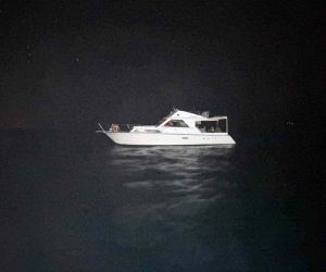 Marmaris’te 34 düzensiz göçmen ve 2 göçmen kaçakçısı yakalandı